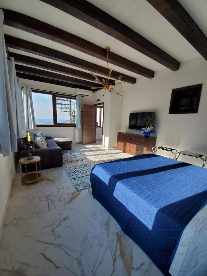 カステッランマーレ・デル・ゴルフォPalazzo Del Golfo Penthouseアパートメント エクステリア 写真
