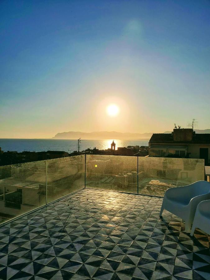 カステッランマーレ・デル・ゴルフォPalazzo Del Golfo Penthouseアパートメント エクステリア 写真