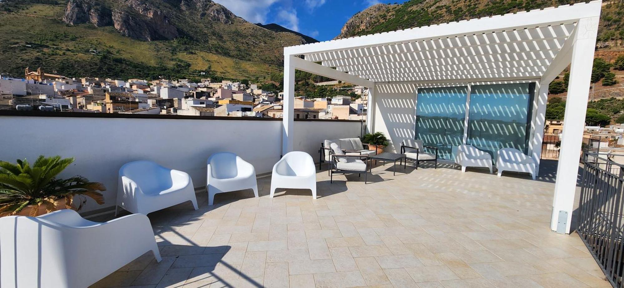 カステッランマーレ・デル・ゴルフォPalazzo Del Golfo Penthouseアパートメント エクステリア 写真